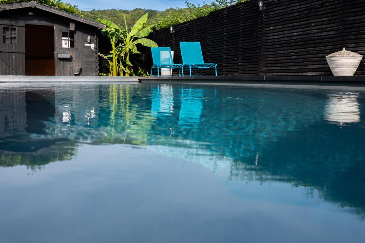 Chez Sabine Et Eric Maison Pour 6 Personnes Avec Piscine Chauffee Andenne Exterior photo